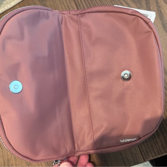 lululemon athletica All Night Festival Crossbody Bag in Spiced Chai - Picture 4 of 8